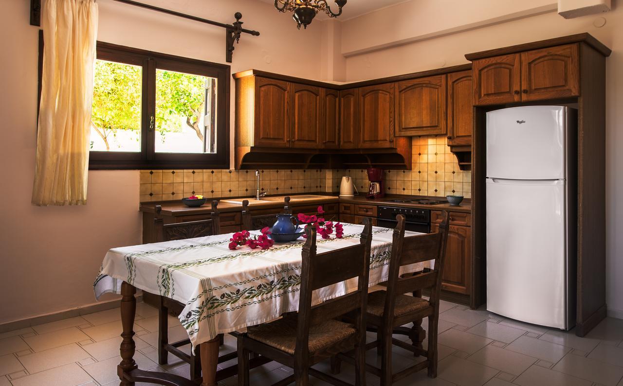 Villa Merabello Agia Marina  ภายนอก รูปภาพ